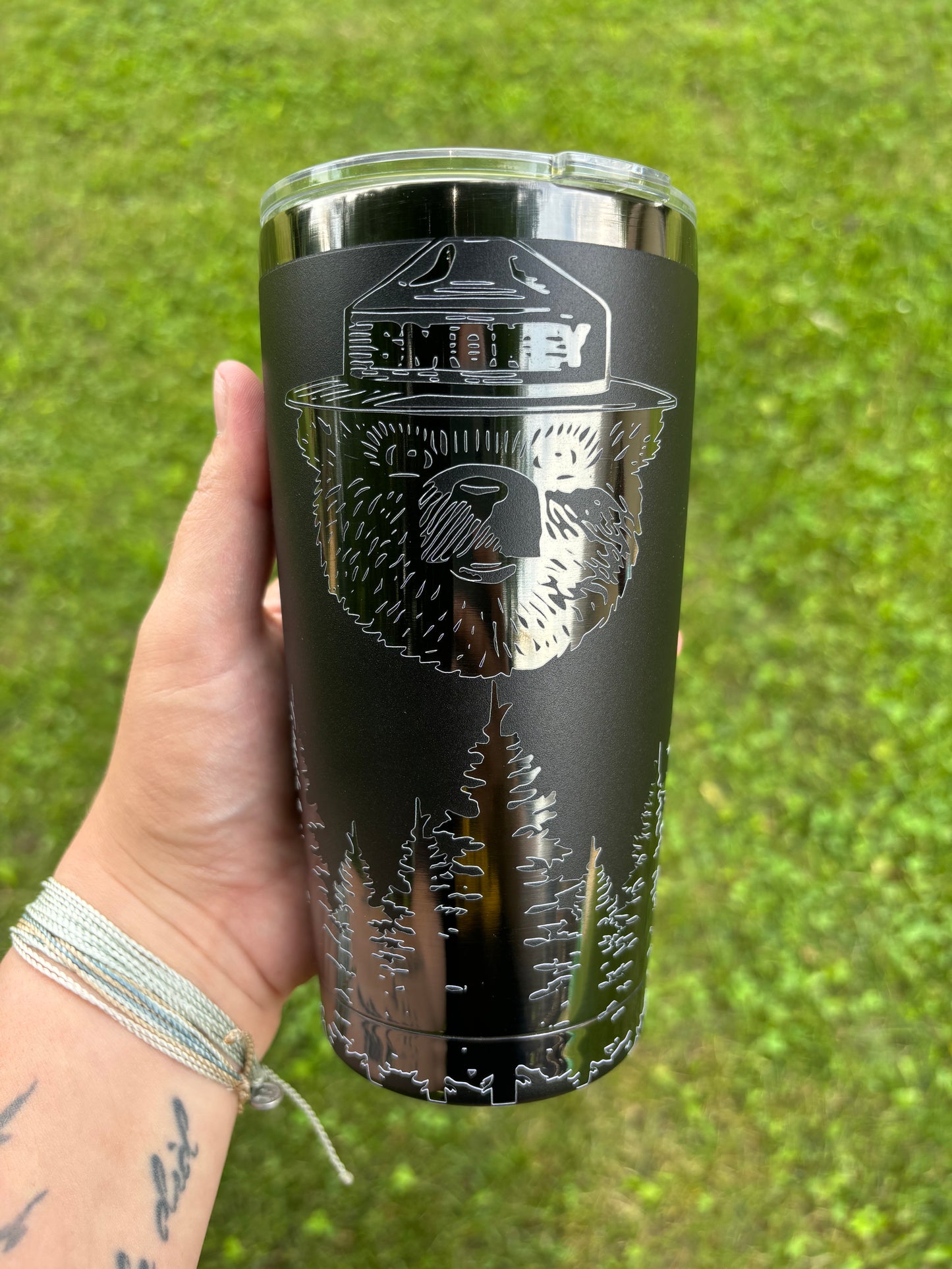 SMOKEY 20OZ ENGRAVED TUMBLER