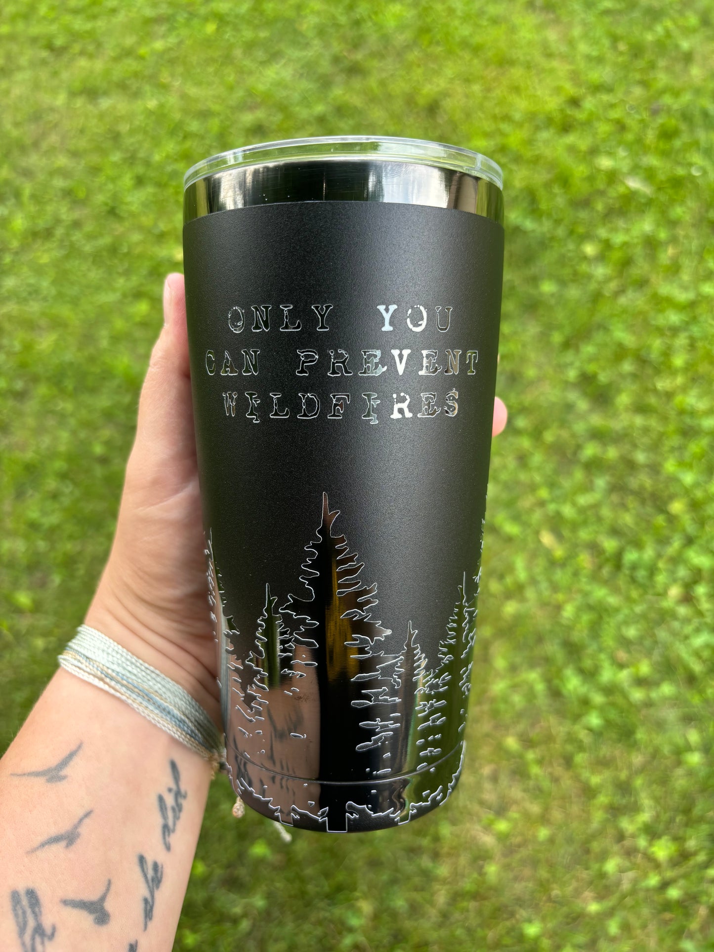 SMOKEY 20OZ ENGRAVED TUMBLER