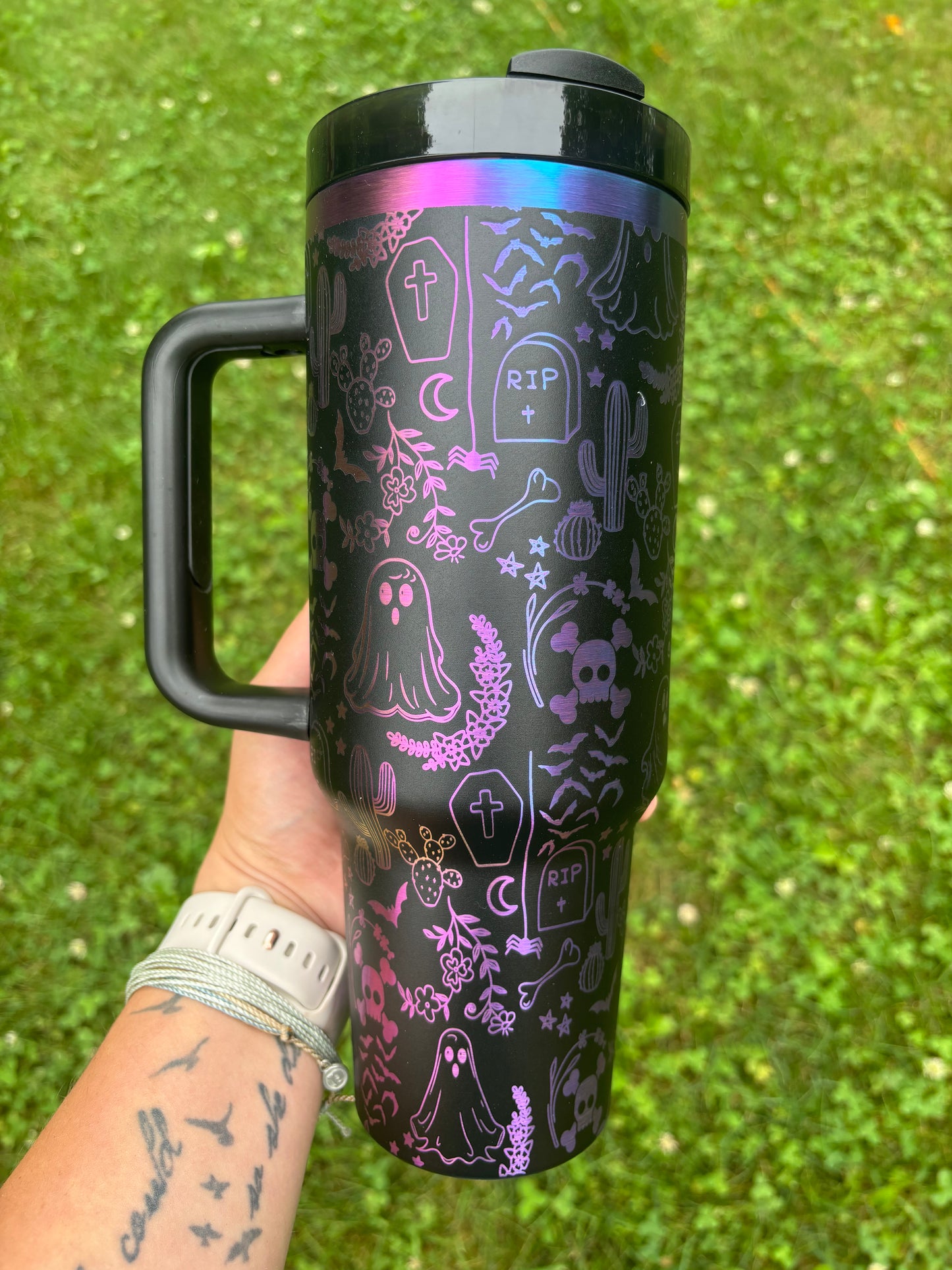 HALLOWEEN DOODLE 40OZ ENGRAVED TUMBLER