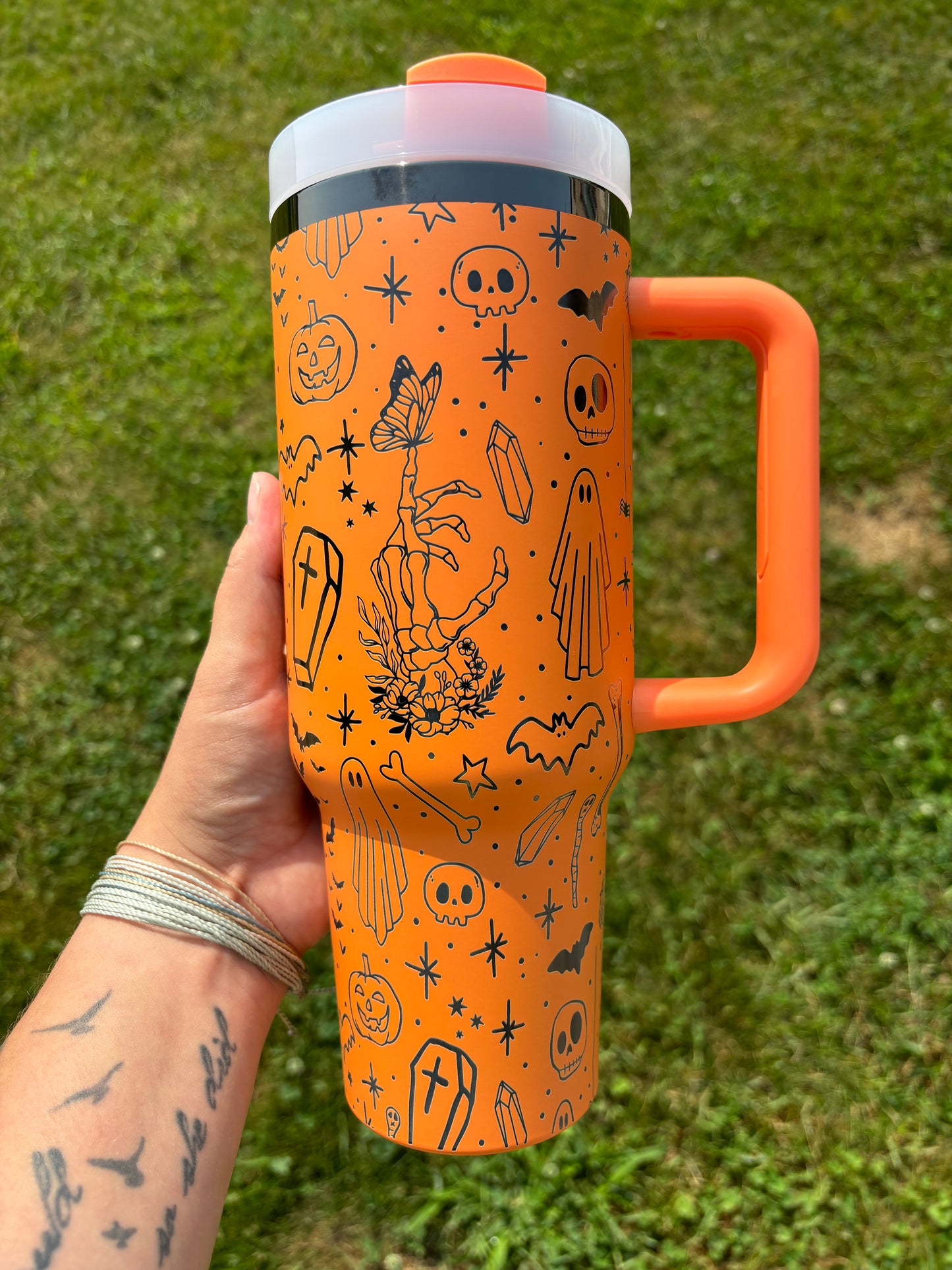 SPOOKY DOODLE 40OZ ENGRAVED TUMBLER