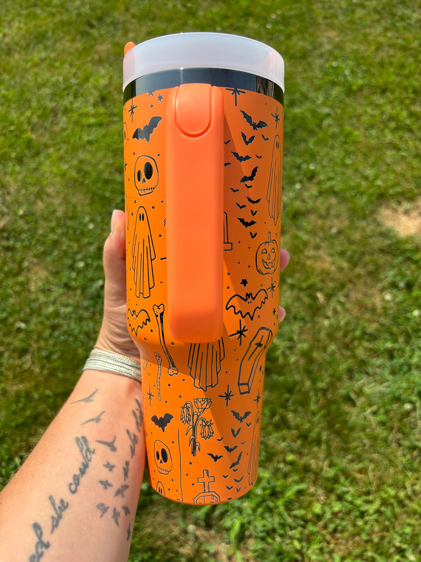 SPOOKY DOODLE 40OZ ENGRAVED TUMBLER